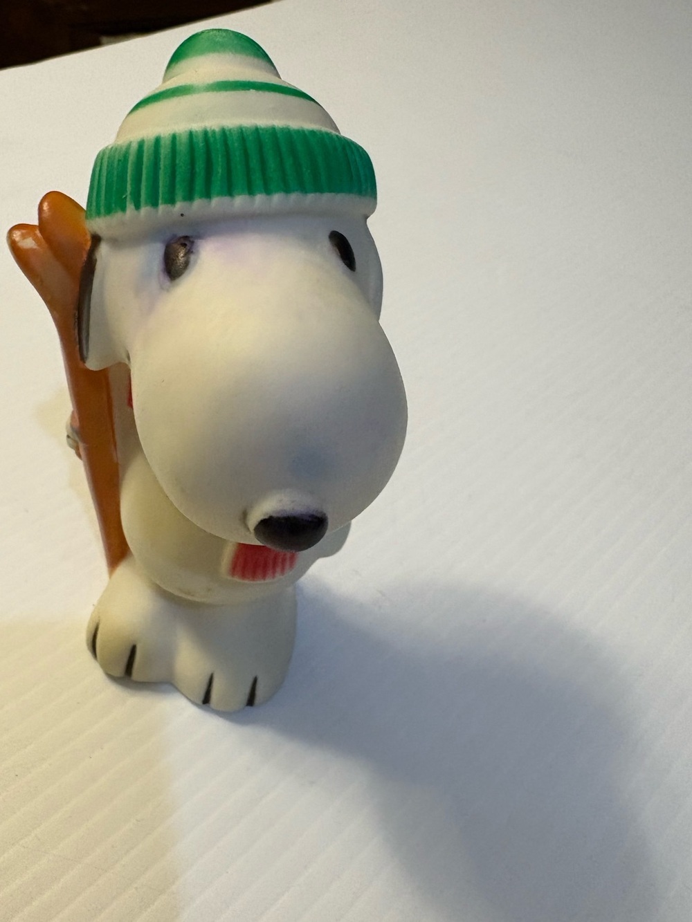 vintage Peanuts Snoopy "Skier / Ski Bum" Rubber Squeak Toy,